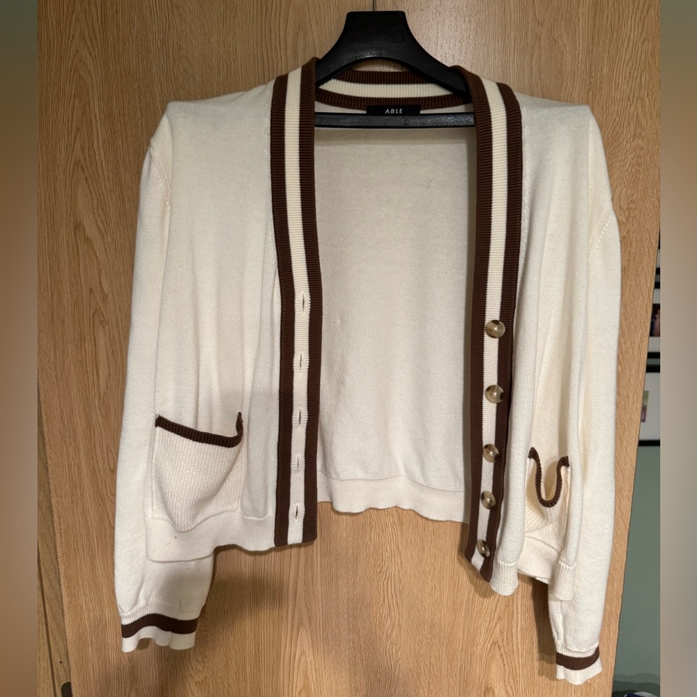 Dawn sweater by Able